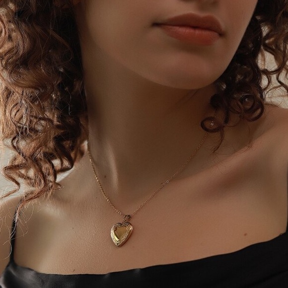 💛Gold plated heart pendant necklace - Picture 7 of 8